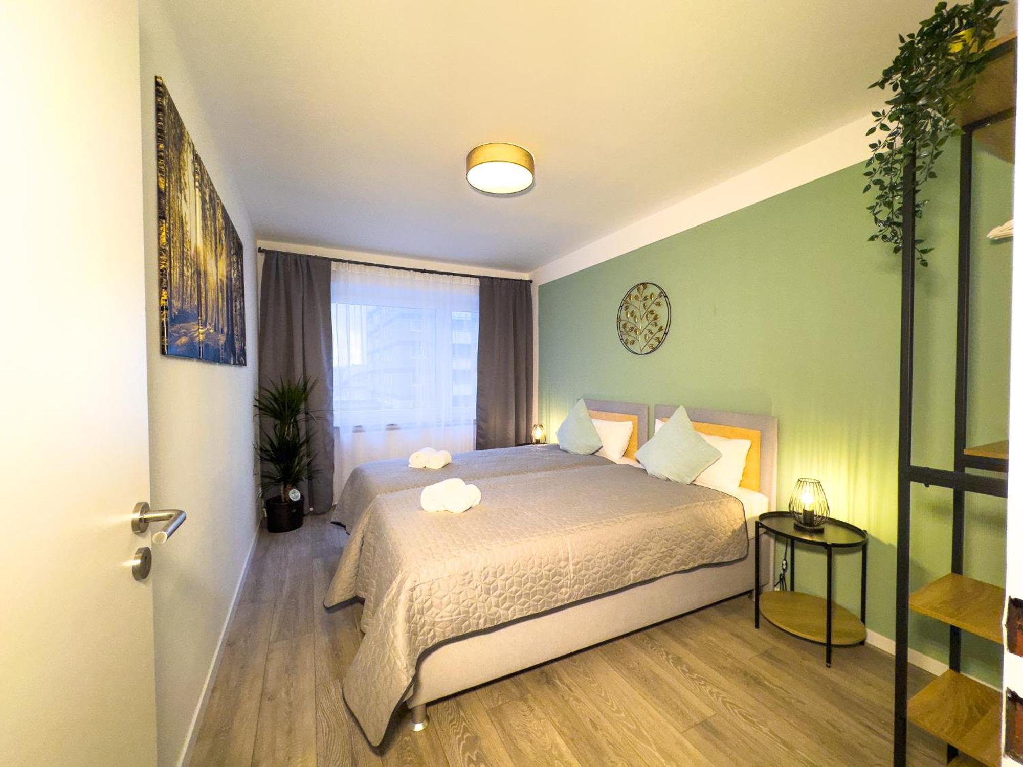 Immostay #6 - Ferienhaus 4 Zimmer Fuer 8 Personen, Wifi & Zentrum BRE Exterior foto